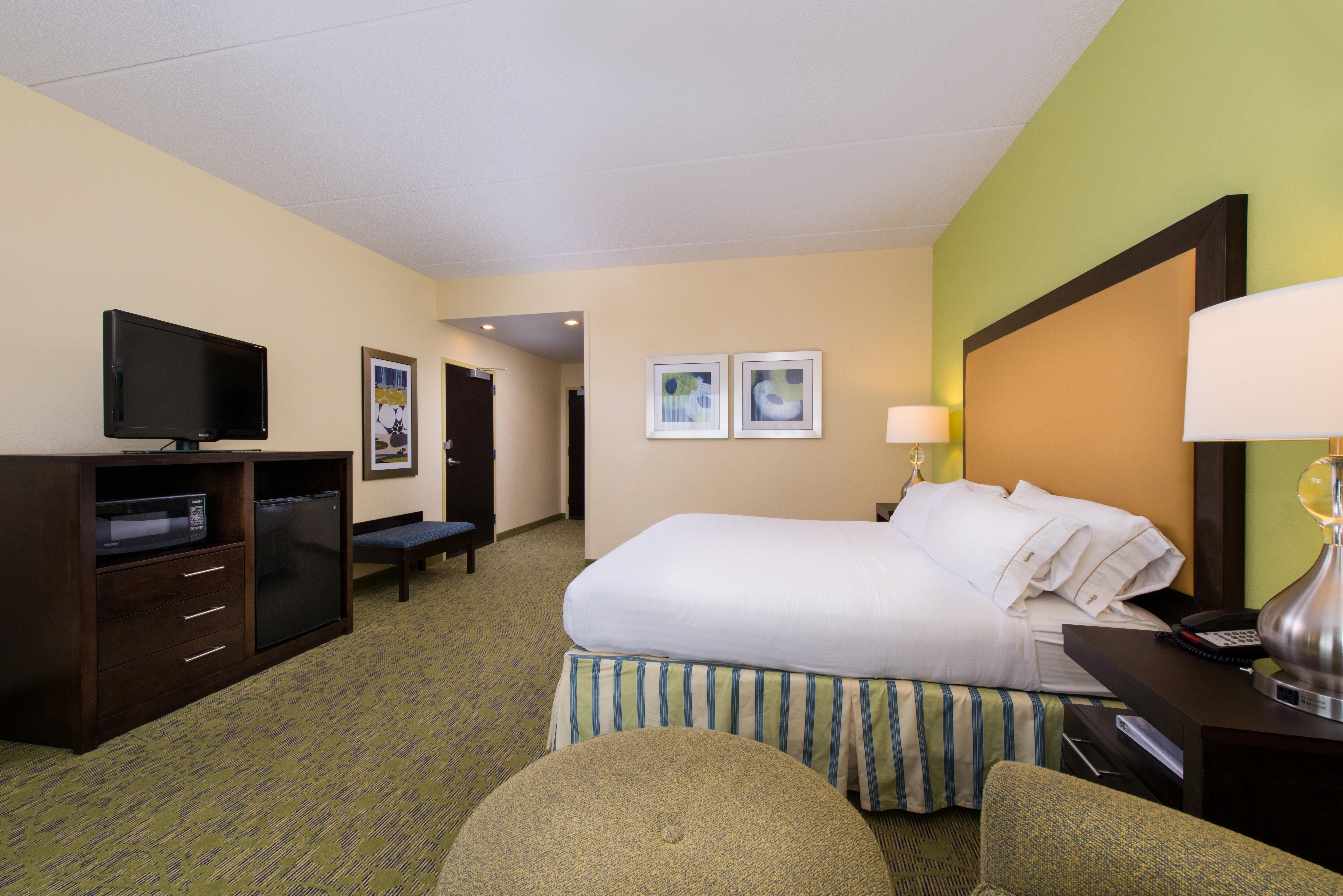 Holiday Inn Express And Suites Dickson City By Ihg Exterior foto